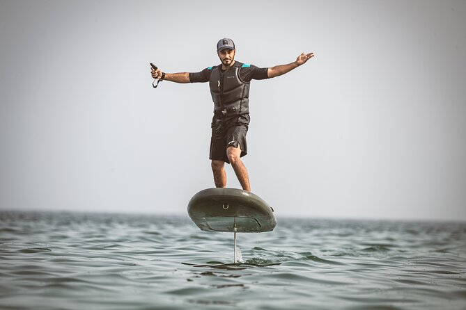 1 Hour E-foil Experience in Muscat - Key points before you book