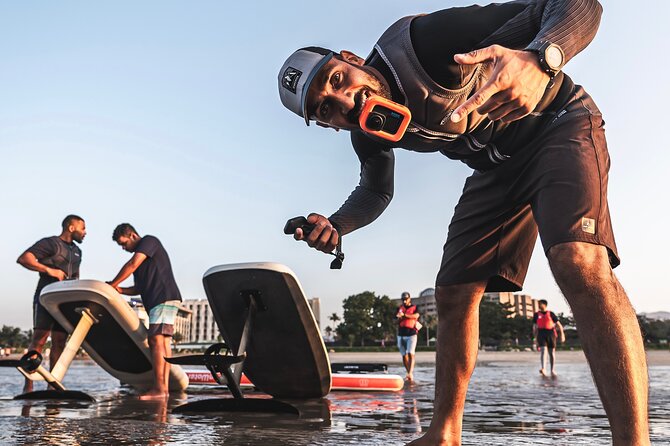 1 Hour E-foil Experience in Muscat - The first minutes: equipment and safety