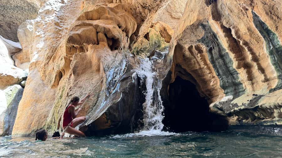 2-Day Oman Adventure: Wadi Shab, Turtles & Desert - Key points to know before booking