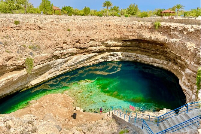 2-Day Private Camping Adventure in Wadi - Hiking into Wadi Shab