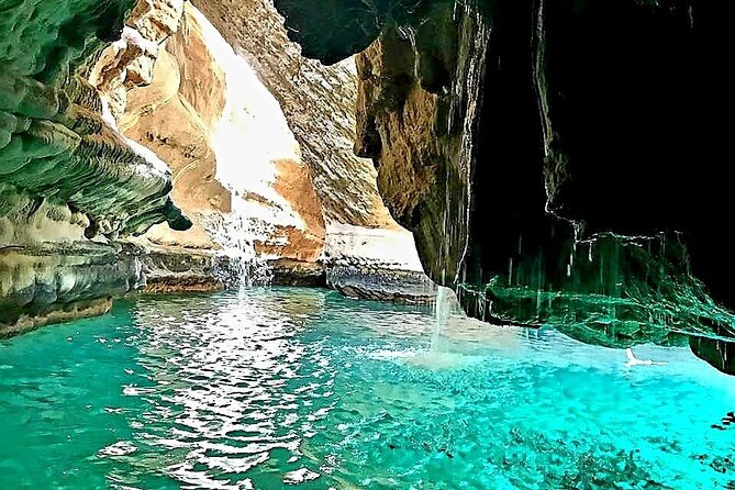 2 days and 1 night Private Tour in Wadi Shab to Wahiba Sands Desert - Why this route works so well from Muscat