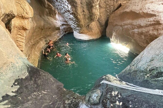 2 Days Private Wadi Shab Tour in Desert Safari - Key points before you book