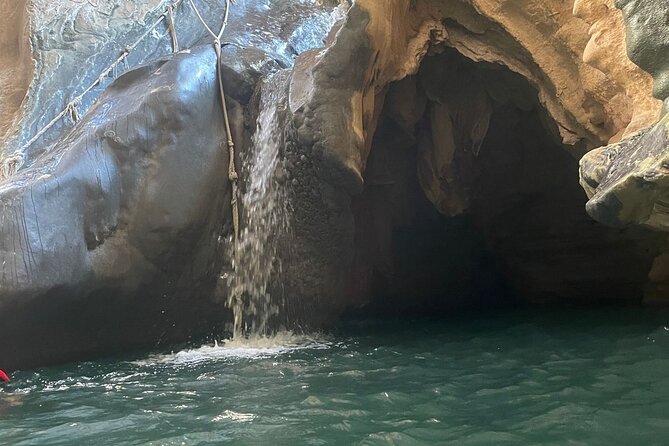 2 Days Private Wadi Shab Tour in Desert Safari - Overnight at Arabian Oryx Camp