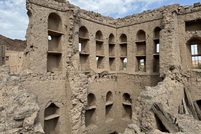 20 Days Oman Package with Salalah and Khasab Tour - Wadis, Sur, and the long coastal road