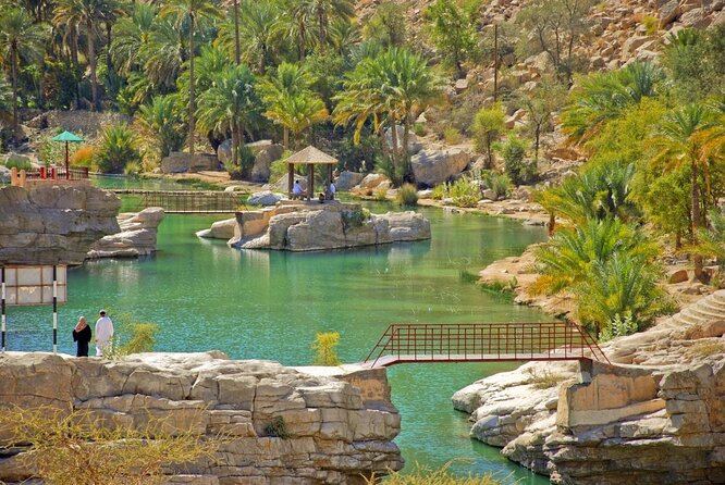 4 Days 3 Nights Package Oman Private Tour - Day 2: Sur, dhow craft, and an evening in Wahiba Sands