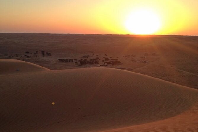 4 Days 3 Nights Package Private Tour in Oman - Day 2: Nizwa’s market, old fort, and Zukait’s Bronze Age tombs