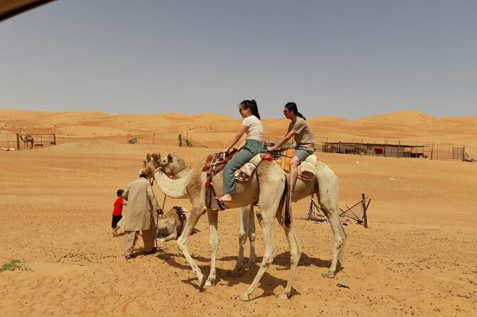 4 Days - 3 Nights Private Roundtrip Tours - Al Jamal Tour - Day Three: Bronze Age Tombs and Oman’s Green Mountain