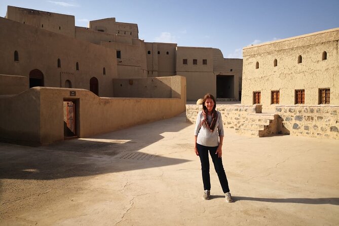 4 Days - 3 Nights Private Roundtrip Tours - Al Jamal Tour - Guides, Vehicle, and Daily Comfort