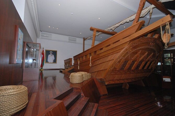 4-Days Private Jamila Sightseeing Tour - What the $1,400 price includes