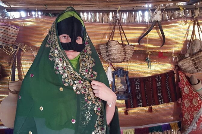 5-Days Private Oman Tour from Muscat - Meals, accommodation, and Ramadan advice