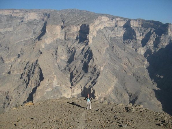 5-Days Private Oman Tour from Muscat - Day 2: Sur’s boats, Wadi Bani Khalid, and Wahiba Sands
