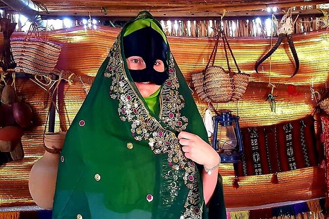 5-Days Private Oman Tour – Mountains, Deserts & Coastline - Wadi Shab Makes Day Two the Physical High Point