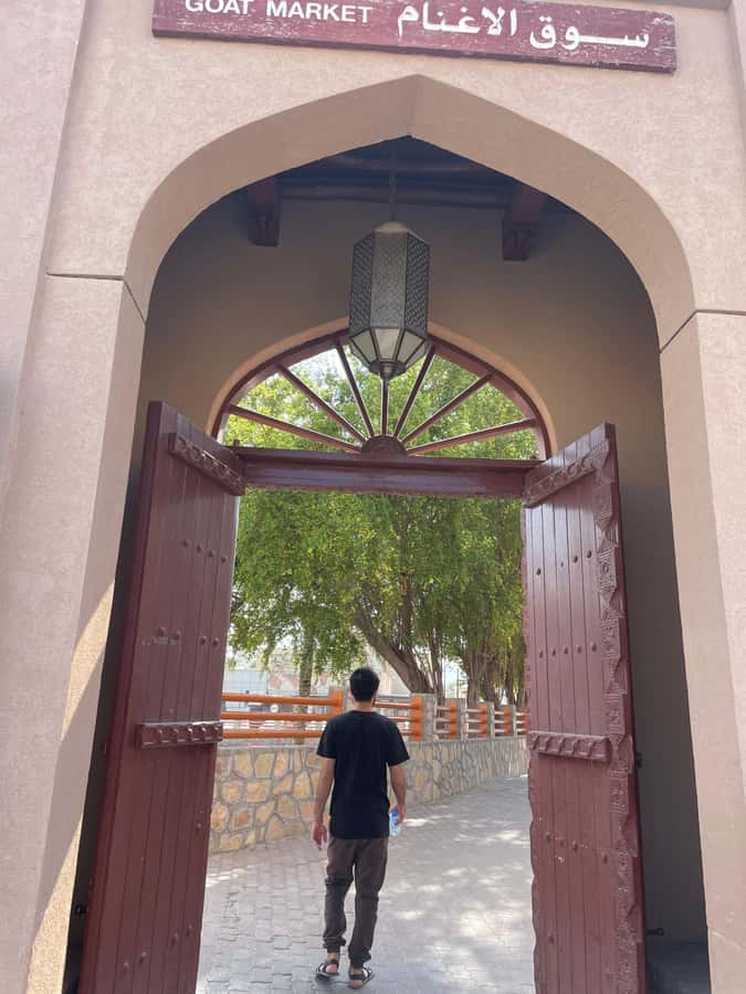AMOUAGE: Full Day Private Trip to Nizwa and Al Jabal Akhdar - The vehicle, guide, and private format