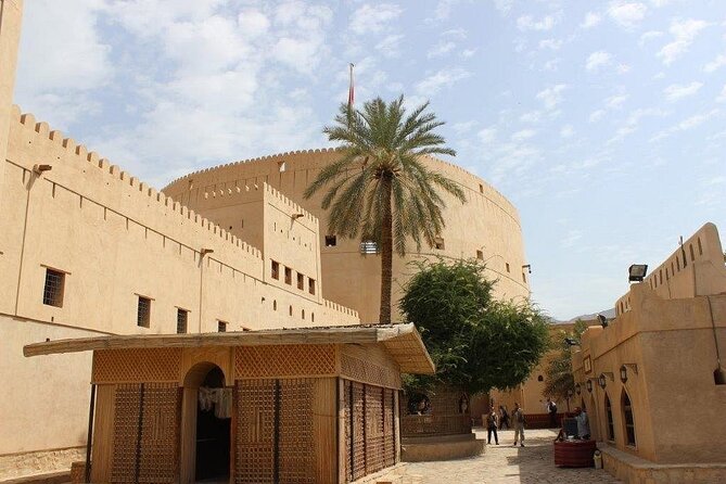 Amouage & Nizwa Full-Day Tour: Fort, Souq & Barakat Al Mouz - Is $165 per person good value?