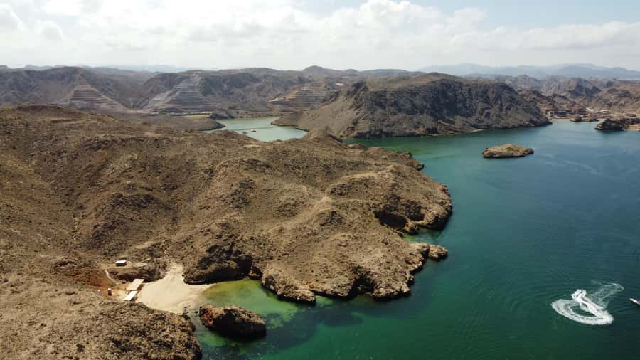 Bandar Al Khayran Jorney: Group Tour with Snorkeling - Watching for dolphins on the way