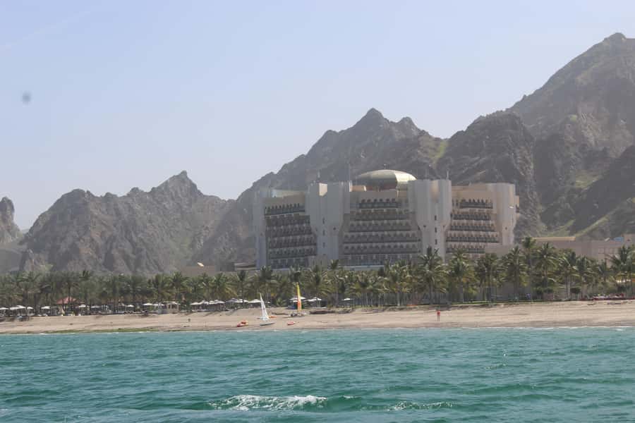 Coastal & Sunset Cruise in Muscat - Why this Muscat boat trip works best at sunset