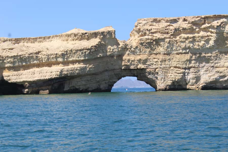 Coastal & Sunset Cruise in Muscat - Qantab Fishing Village and Shangrila Hotel