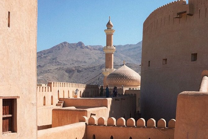 Day Tour to the Enchanting Forts of Nizwa - The drive from Muscat through Fanjah and Birkat Al Mauz