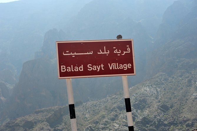 Day Trip to Wadi Bani Awf,Balad Sayt,Nakhal Fort-Hot Spring - Entering Wadi Bani Awf by four-wheel drive