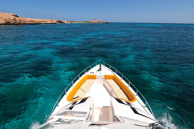 Daymaniyat Islands Snorkeling Sharing Trip - Kayaking, snacks, and the social side