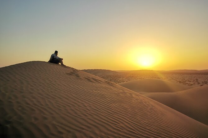 Desert Sunset Tour VisitSalalah - Sunset in Rub Al Khali