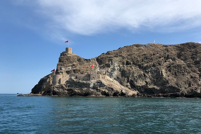 Discover Muscat: Group City Tour - What the guides add to the experience