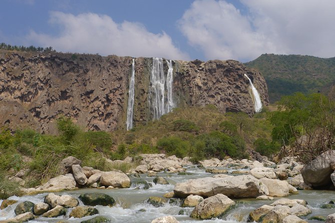East of Salalah - natural beauty and historical heritage - What the private format adds