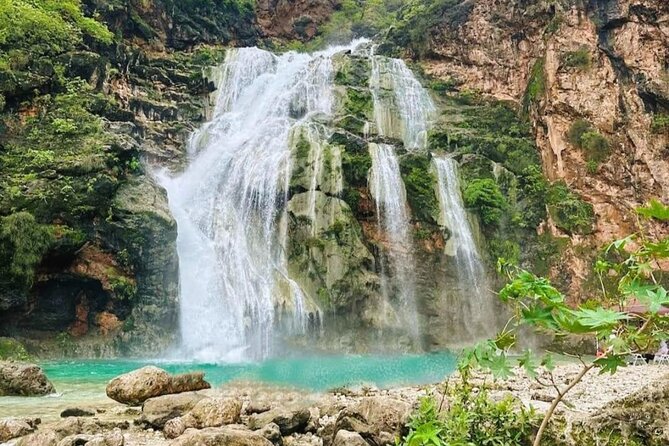 East Salalah Mountain Safari - Taqah Beach: a short coastal pause