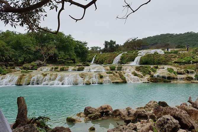 East & West Salalah Combination Tour - Darbat Waterfall, Mughsail - The western route: Mughsail Beach and the frankincense connection