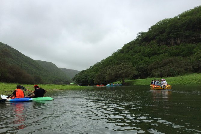 East & West Salalah Combination Tour - Darbat Waterfall, Mughsail - Forty minutes on the Wadi Darbat canal