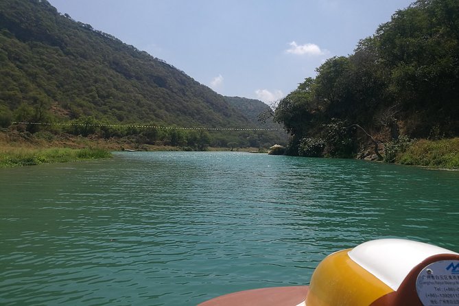 Enjoy a Full-Day Tour Uncovering East Salalah’s Hidden Gems - Taqah Beach begins the day quietly