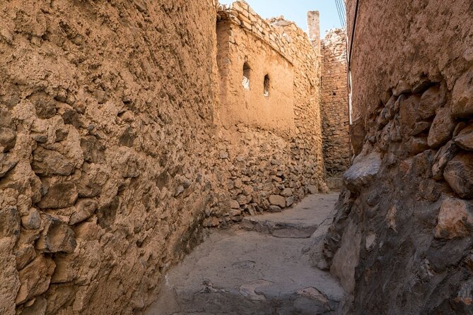 Explore Al Hoota Cave, Misfat Al Abriyeen and Bait Al Safa | 4 Hours Trip - Key points at a glance