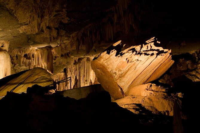 Explore Al Hoota Cave, Misfat Al Abriyeen and Bait Al Safa | 4 Hours Trip - Who will enjoy this tour most