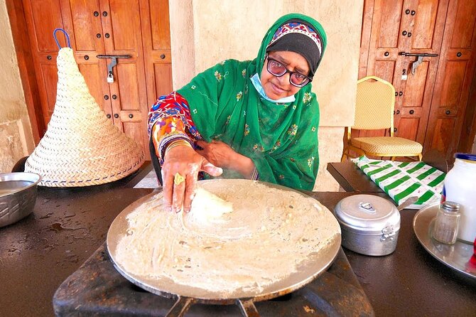 Exploring Oman - Nizwa Souq, Misfah Al Arbyeen - Your guide can shape the experience