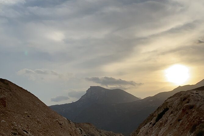 Fazayah Beach Excursion: A Coastal Escape to Salalah's Hidden Gem - Private transport and the pace of the day