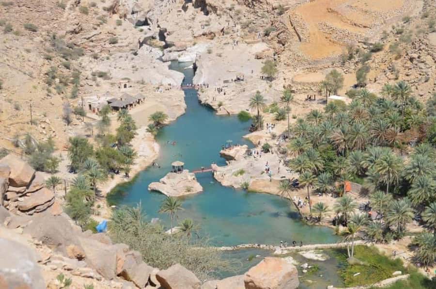 From Muscat: 2-Days, 1 Night in Wahiba Sands - Wadi Bani Khalid and its clear mountain pools