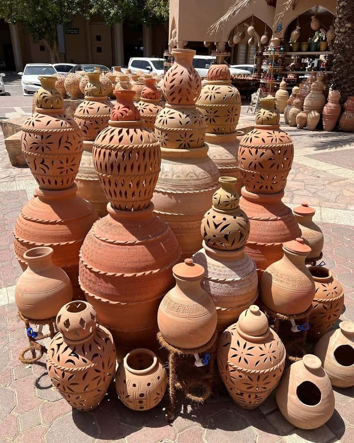 From Muscat: 3-Days Nizwa, Desert, Turtle, Wadi Shab - Ras Al Jinz: a night walk with no guarantee