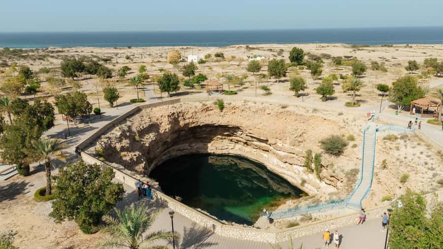 From Muscat: 6-Day Tour of City, Wadis, Desert & Mountains - Day 1: Muscat begins with culture and city sights