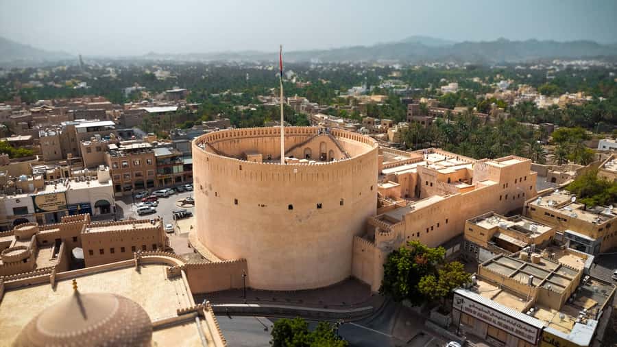 From Muscat: Nizwa and Jebel Akhdar Tour with Lunch - The drive from Muscat into the Hajar Mountains