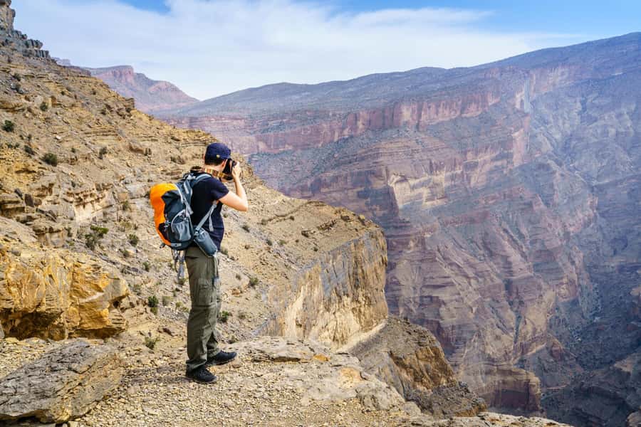 From Muscat: Nizwa and Jebel Shams Day Trip - Lunch with local Omani flavors