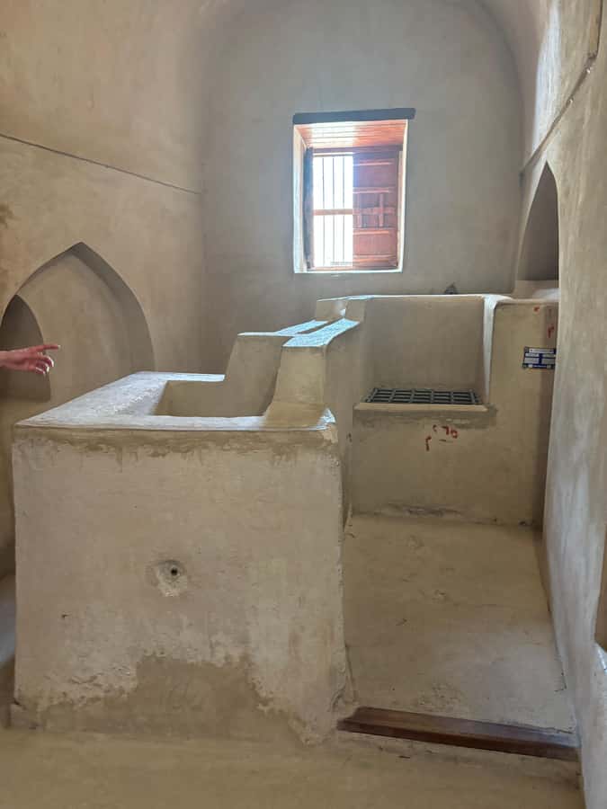 From Muscat: Nizwa and Jebel Shams Day Trip - The guides can shape the whole experience
