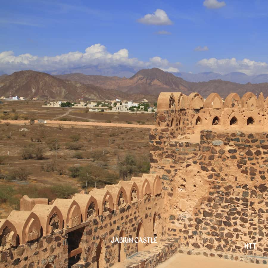 From Muscat: Nizwa, Bahla, and Jabrin Tour with Forts - Birkat Al Mauz and the old falaj system