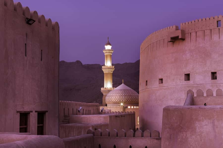 From Muscat: Nizwa Guided Tour with Optional Overnight Stay - Key things to know before you book