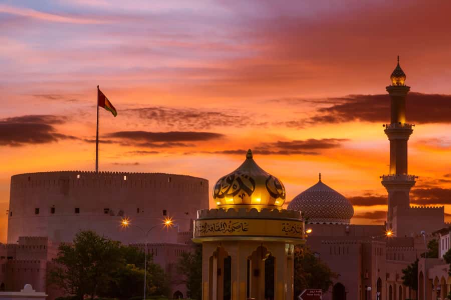 From Muscat: Nizwa Guided Tour with Optional Overnight Stay - Nizwa Fort at sunset