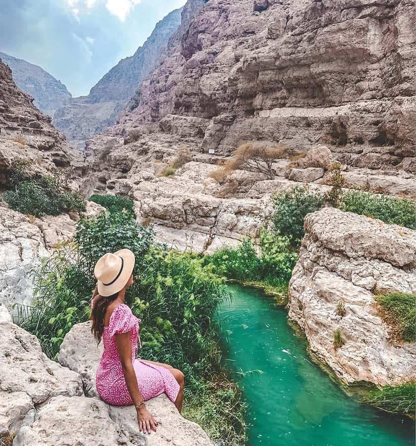 From Muscat:Private Wadi Shab and Bimmah SinkHole Tour - Key points at a glance