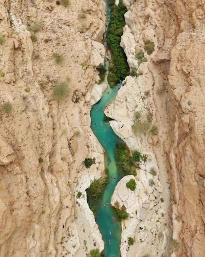 From Muscat:Private Wadi Shab and Bimmah SinkHole Tour - The guide and private vehicle experience
