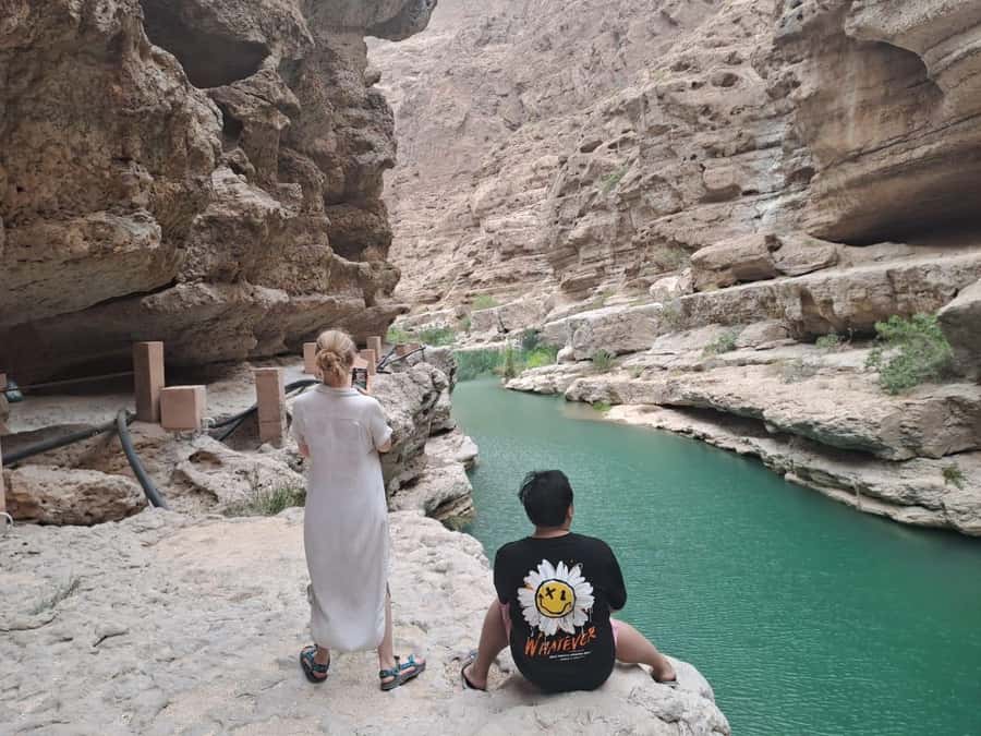 From Muscat: Wadi Shab Expedition - Transport, guides, and group size