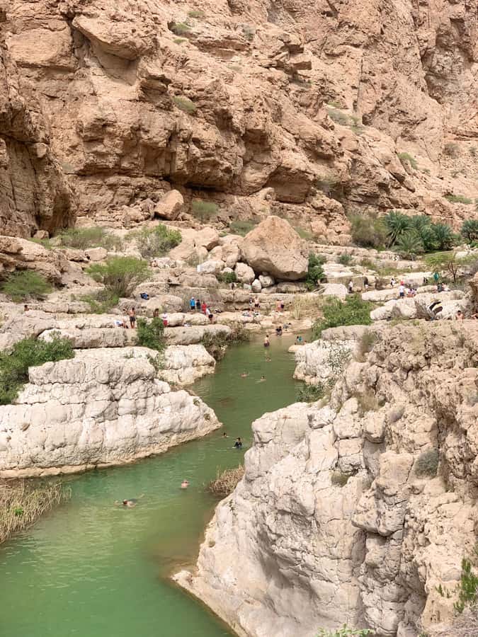 From Muscat: Wadi Shab & Sinkhole Private Tour & Free Lunch - What to pack for Wadi Shab