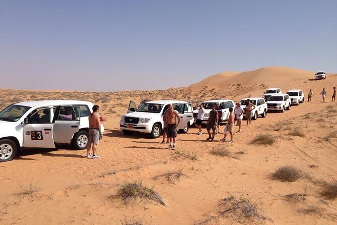 Full-Day Desert Safari Jeep Tour in Ash Sharqiyah Governorate - The change from sand to water at Wadi Bani Khalid