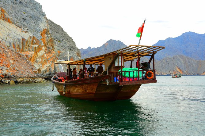 Full Day Dhow Cruise to Khor Sham with lunch & Snorkeling (Shore excursions) - What the crew and service add